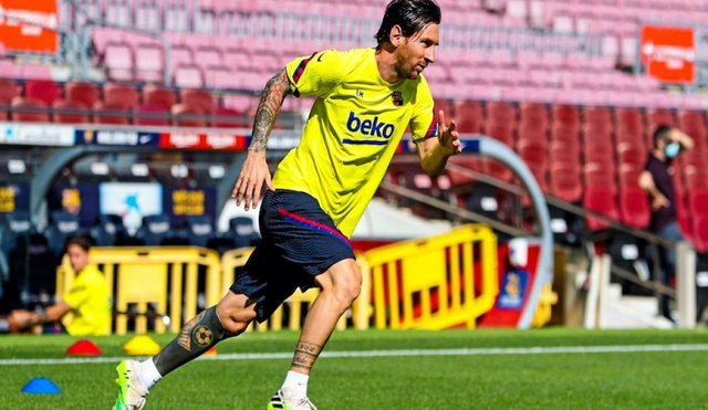 Lionel Messi regresa al gramado del Camp Nou. | Foto: EFE