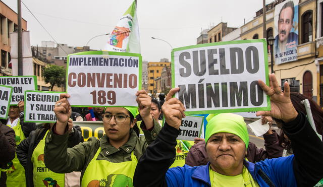 Trabajadoras del hogar exigen la implementación del convenio 189 de la Organización Internacional del Trabajo. Créditos: FENTTRAHOP.