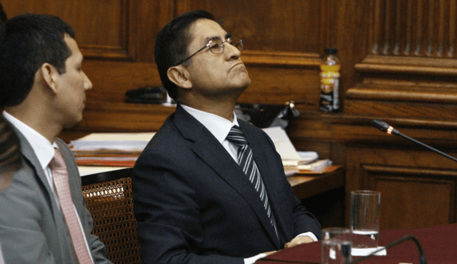 César Hinostroza: peruanos piden su extradición desde Consulado en Madrid