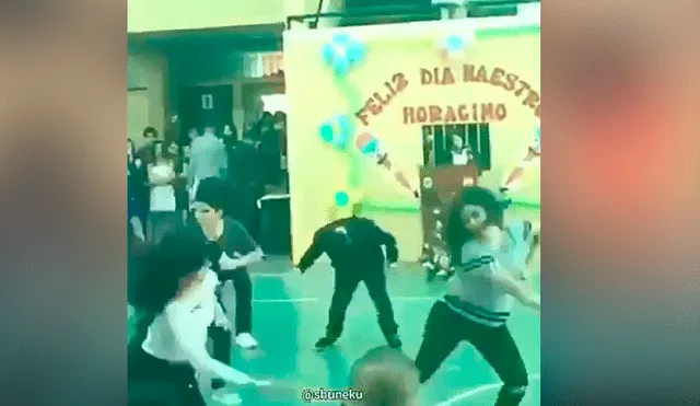 Facebook viral: chico se olvida de coreografía en plena presentación y realiza baile al estilo Fortnite