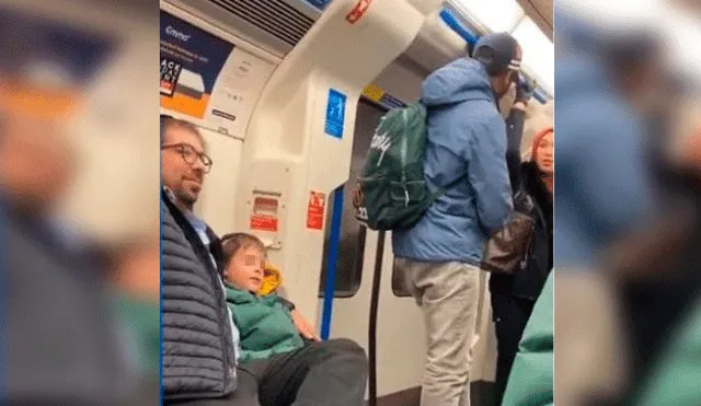 Musulmana enfrenta a hombre que insultaba a un padre e hijo judíos en el servicio de transporte público [VIDEO]
