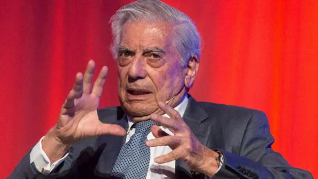 Vargas Llosa: "Si se prueba que PPK recibió dinero, hay que apoyar la vacancia"