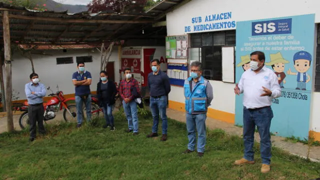 Ceremonia de entrega de terreno para centro de salud en Cajamarca