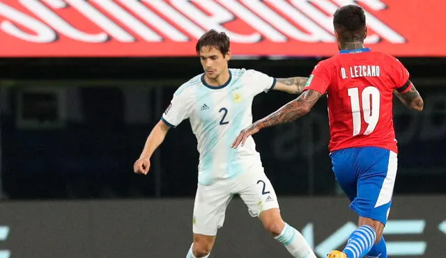 Argentina y Paraguay se vienen enfrentando en La Bombonera por las Eliminatorias. Foto: Twitter @Argentina