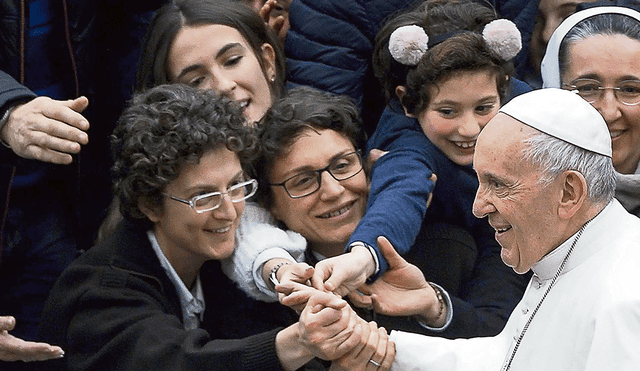 Vaticano: Mujeres reclaman su lugar para atajar los abusos