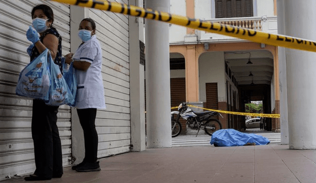 Decenas de personas murieron en las calles o dentro de sus hogares a causa de la enfermedad COVID-19. Foto: Difusión.