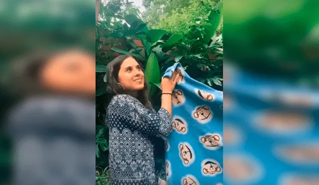 Desliza las imágenes para apreciar la divertida actuación de una joven acompañada de su mascota.