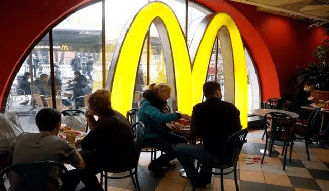 Hombre muere en un baño de McDonald’s y hallan su cadáver luego de 20 horas