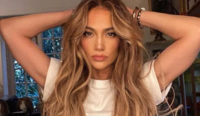 Jennifer Lopez celebró el éxito de su reciente tema con la canción de Bad Bunny. Foto: Instagram
