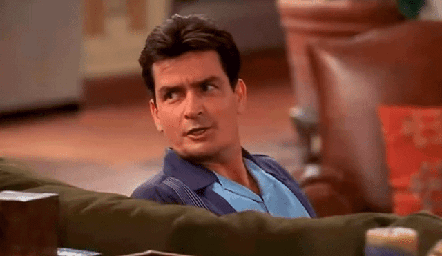 Charlie Sheen celebra un año sin alcohol y drogas [VIDEO]