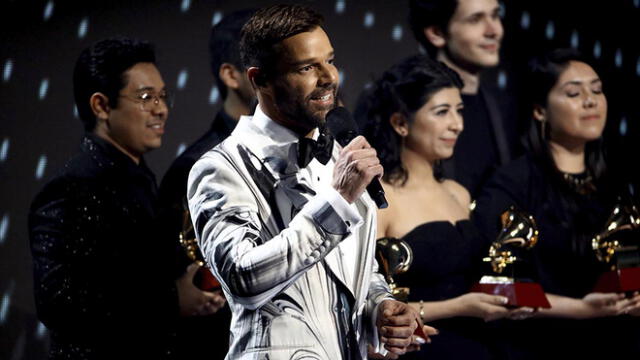 Ricky Martin explica razones que lo llevaron a tocarse parte íntima Foto: AFP