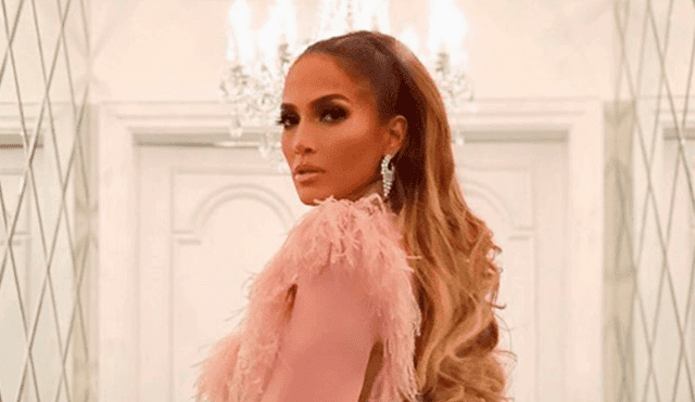 Oscar 2019: Jennifer Lopez deslumbró en la alfombra roja [VIDEO]