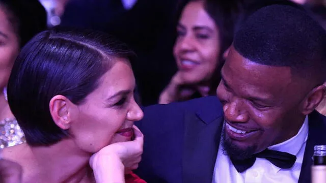 ¿Jamie Foxx engañó a Katie Holmes? Actor es captado con joven mujer en night club