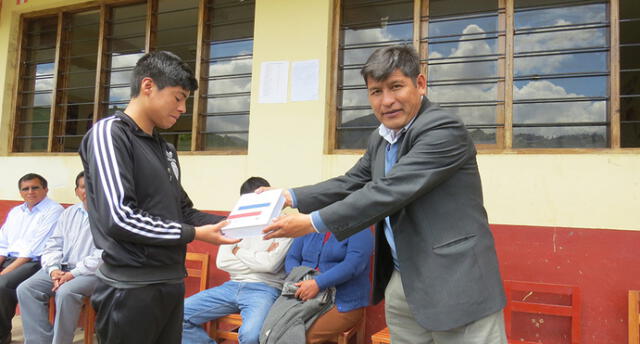 Cusco: Estudiante de comunidad campesina ocupa el primer lugar en examen de la Unsaac [FOTOS]