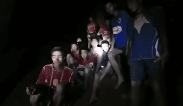 Facebook: dramático hallazgo de niños desaparecidos en una cueva en Tailandia [VIDEO]