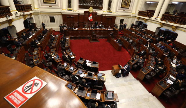 Congreso: El Pleno propone interpelar a los ministros Francisco Ísmodes y Vicente Zeballos