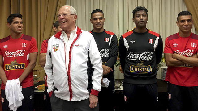 PPK visitó a la selección peruana previo al duelo ante Nueva Zelanda [FOTOS Y VIDEO]