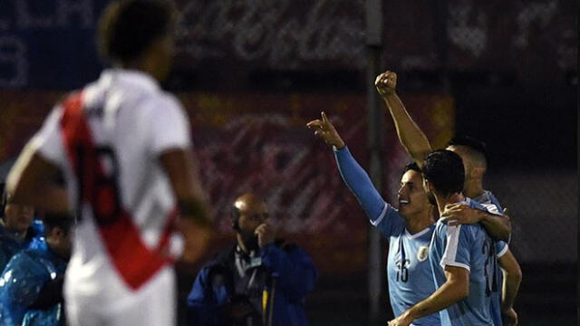 Uruguay derrotó 1-0 a Perú. (Créditos: AFP)