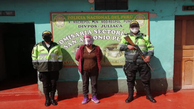 Agentes de la Policía en Puno capturaron a mujer con droga. Foto: PNP
