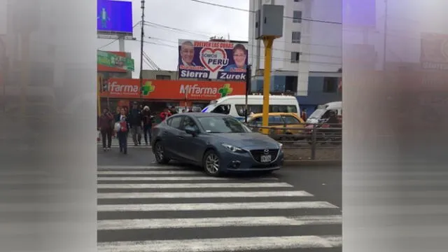 San Borja: indignación por auto que atraviesa velozmente cruce peatonal [VIDEO]