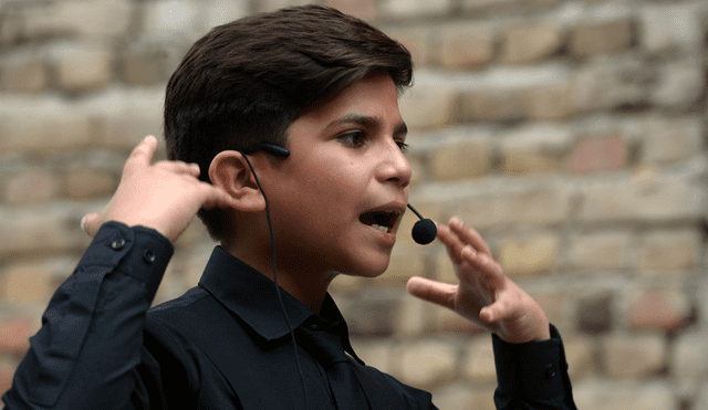 YouTube: niño paquistaní sorprende con sus cursos de motivación y se vuelve viral [VIDEO] 
