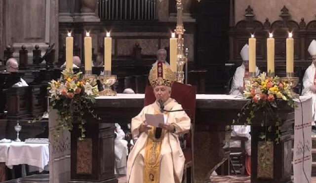 El cardenal arzobispo de Valencia durante la homilía del domingo 14 de junio. Foto: captura (YouTube)