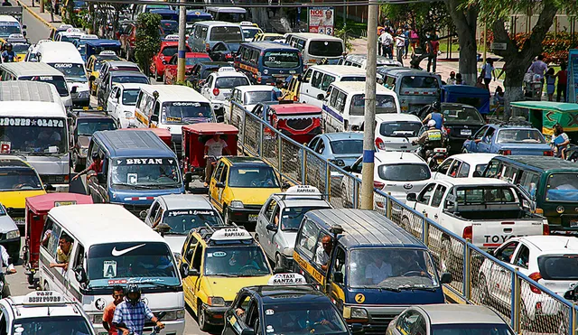 Más de dos mil transportistas se quedarían sin empleo por culpa de municipio de Chiclayo
