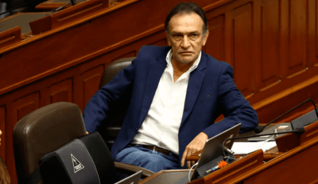 Héctor Becerril: declaran procedente denuncia de fiscal de la Nación en su contra