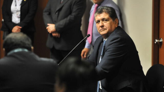 Alan García: su defensa evaluará denunciar al fiscal que lo investiga