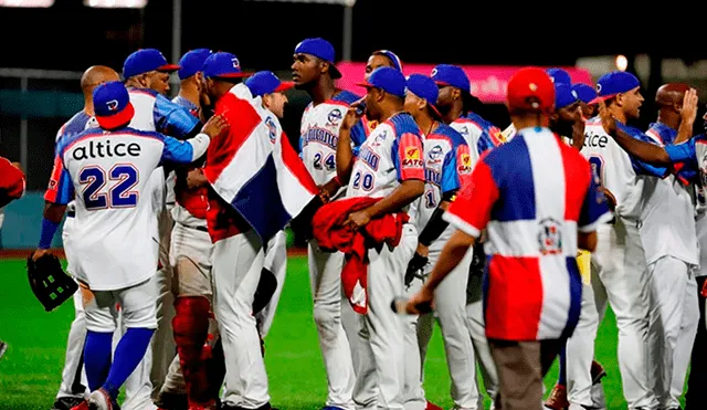 Los Toros del Este de República Dominicana derrotaron 9-3 a los Cardenales de Lara de Venezuela y se coronaron campeones en San Juan de Puerto Rico.