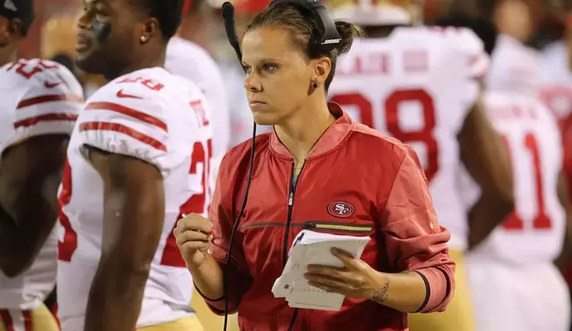 Durante su carrera como jugadora de fútbol americano, Katie Sowers perteneció al WFA. (Foto: Out Sports)