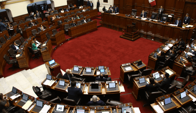 Nuevo Perú solicita un Pleno para reorganizar comisiones en el Congreso