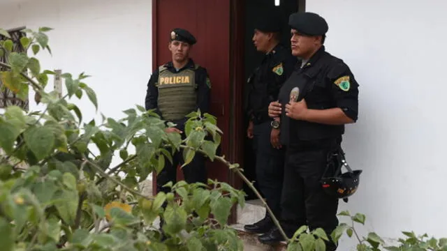 José Delgado, alcalde de Punta Negra, fue detenido esta madrugada acusado de liderar la banda criminal "La Jauría del Sur" dedicada al tráfico de terrenos.