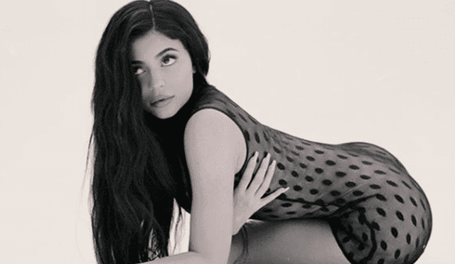 Kylie Jenner es repudiada en redes por usar accesorios con pieles de animales 