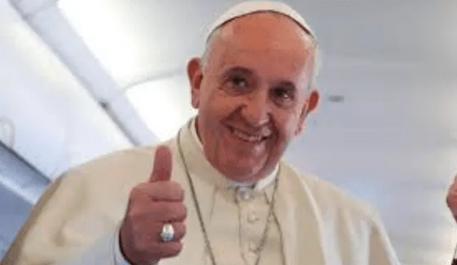 Papa Francisco, el hombre que domina las redes sociales con sus mensajes cortos