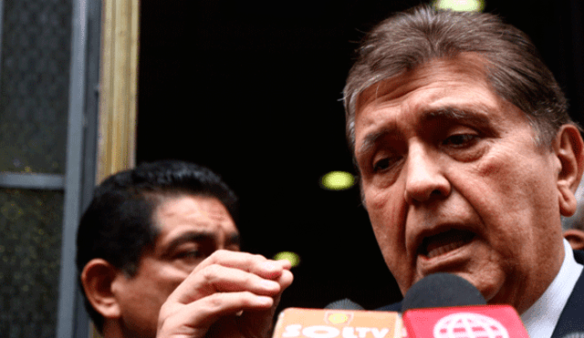 Alan García a fiscalía: "Ex funcionario de Petroperú debe ser investigado"