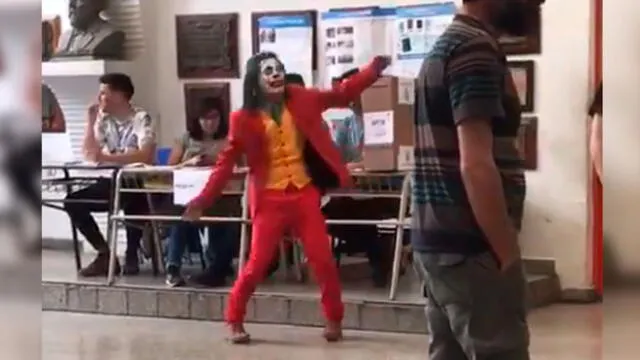 Joker votó en Argentina: personaje dejó boquiabierto a electores con su baile [VIDEO]