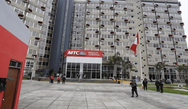 Cierran sede del MTC tras amenaza de bomba [VIDEO]