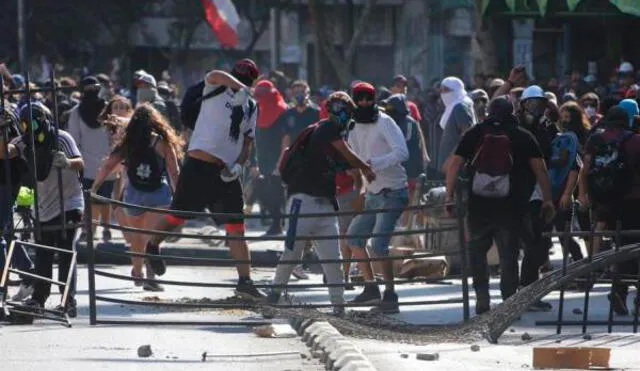 En el último viernes del año Santiago de Chile albergó una nueva protesta