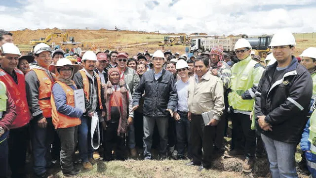 Cusco: Presidente Martín Vizcarra inspeccionó trabajos en Chinchero 