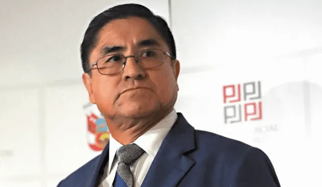 César Hinostroza regresaría al Perú en un mes y medio, según abogado