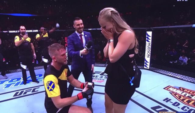 UFC: Peleador le pide matrimonio a su novia en medio del octágono [VIDEO]