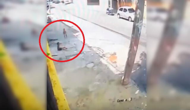 YouTube: niños se salvan de milagro de ser arrollados por auto fuera de control
