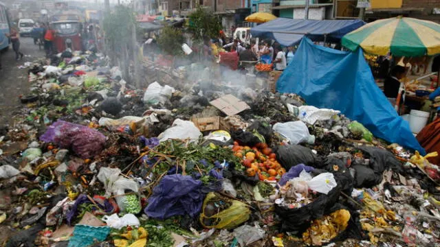 VMT: denuncian acumulación de basura en calles por más de 15 días