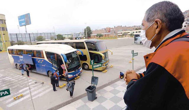Empresas han reducido sus salidas por la poca demanda de pasajeros en Arequipa (Foto: La República)
