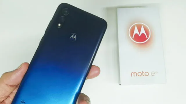 El Moto E6s de Motorola es un telefóno de entrada que tiene características interesantes. Foto: Daniel Robles