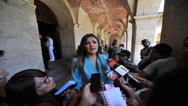 Arequipa: Hermana de exgobernadora Yamila Osorio fallece en accidente de tránsito en Camaná 