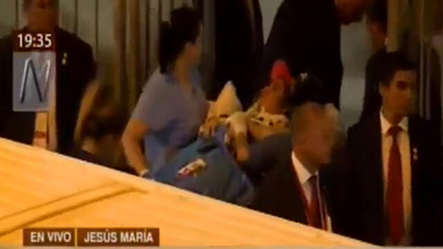 Papa Francisco recibió en la Nunciatura a niña que llegó en ambulancia [VIDEO]