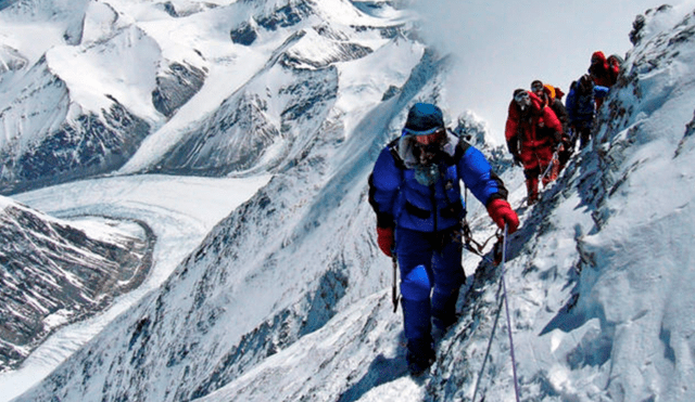 Mueren otros dos alpinistas en el Everest: Asciende a 10 los fallecidos en esta temporada