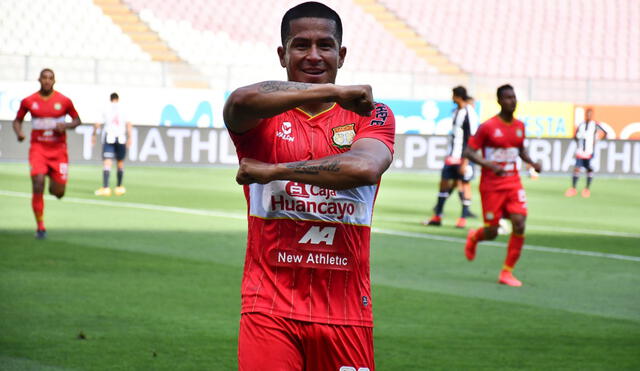 Marcio Valverde anotó desde fuera del área para adelantar a Sport Huancayo contra Alianza Lima. Foto: Liga 1